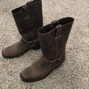 Frye Harness boot